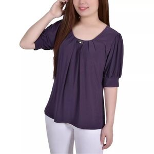 NY Collection Women's Short Sleeve
Balloon Sleeve Top With Hardware NWT